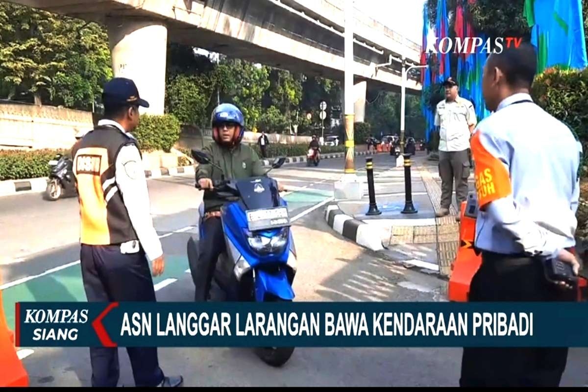 Bandel! ASN Jakarta Langgar Larangan Kendaraan Pribadi: Sanksi Dibina atau Dipecat?