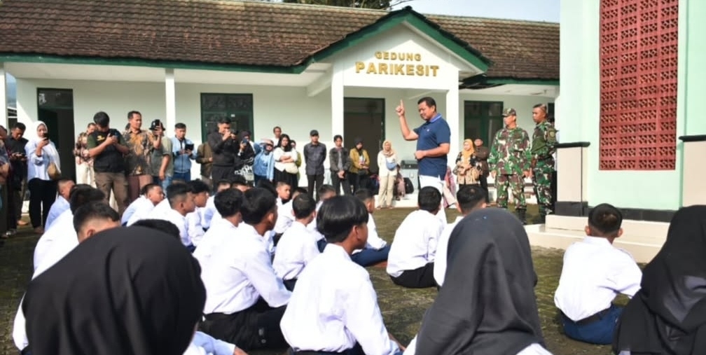 23 Siswa Bermasalah di Cianjur Dikirim Ke Barak Militer Bandung untuk Pembinaan Karakter