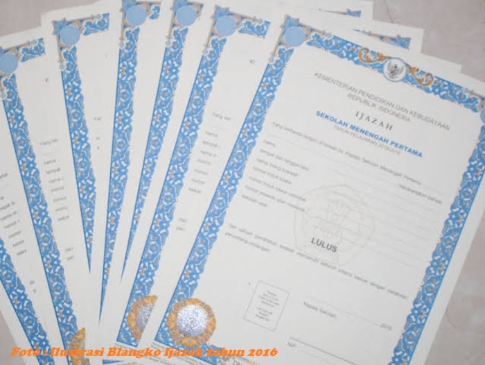 Wamenaker Tegaskan Perusahaan yang Tahan Ijazah Karyawan Bisa Kena Pidana!