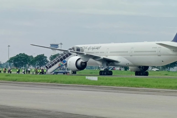 Aksi Sigap Petugas Gagalkan Ancaman Bom di Pesawat Saudia Airlines