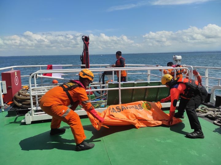 Operasi SAR KMP Tunu Pratama Jaya Dihentikan, 16 Korban Masih Hilang di Laut Selat Bali