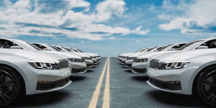 Pameran GIIAS 2025 Dibanjiri Warga, Fasilitas Test Drive Jadi Daya Tarik Utama