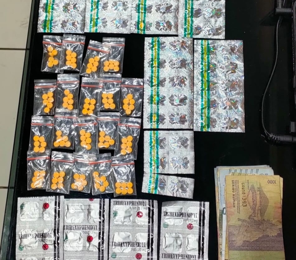 Polsek Neglasari Gerebek Toko Kosmetik Jual Obat Terlarang, Satu Pelaku Ditangkap