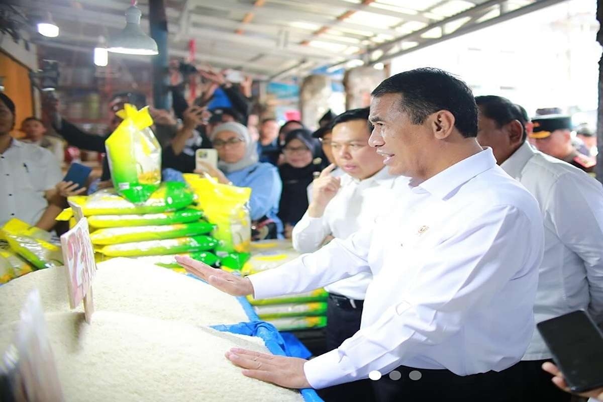 Mentan Amran Buka Suara Soal 29 Ribu Ton Beras Rusak: 'Tolong Sorot yang 4 Juta Ton!'