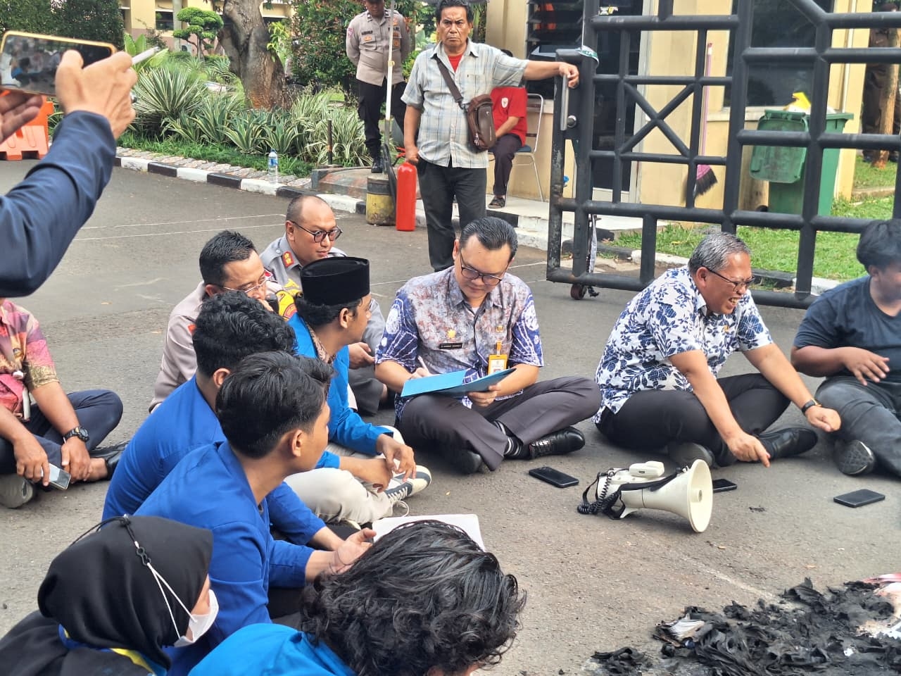 Tanggapi Aksi Mahasiswa, Kadishub Tangerang Sebut Pembatasan Truk Tak Bisa Dijalankan Sendiri