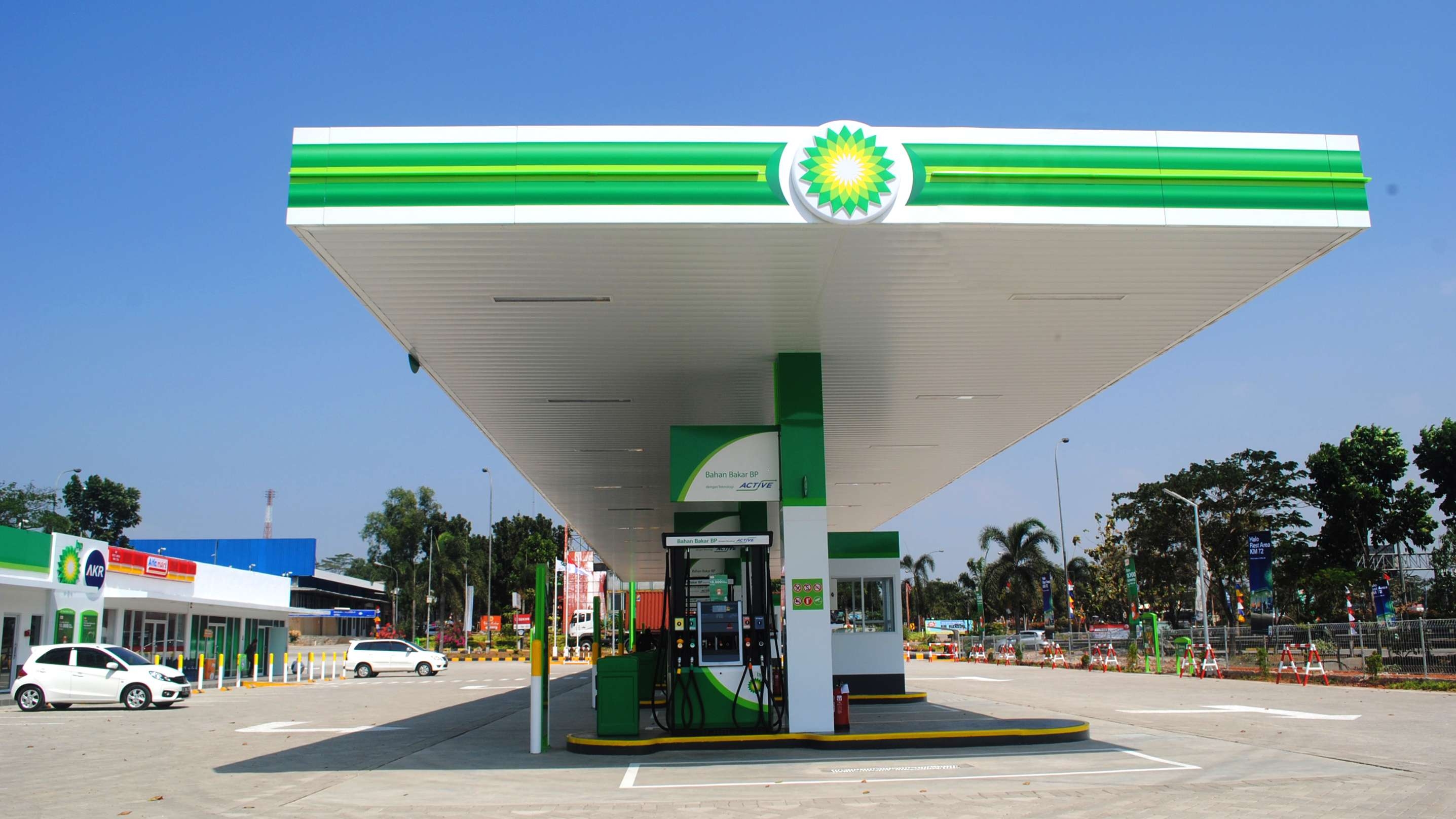 BBM RON 92 Kembali Tersedia di SPBU bp, Stok Premium Masih Terbatas