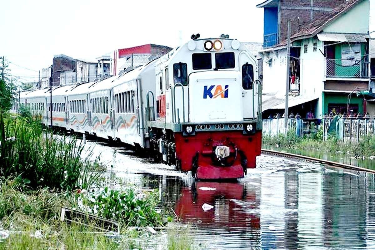Lonjakan Mobilitas Akhir Tahun Dongkrak Penjualan Tiket KAI Tembus Empat Juta Lebih